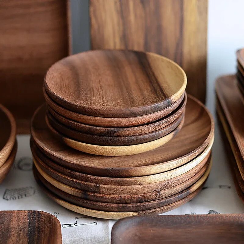 Деревянная посуда Emery Shokai. Деревянная тарелка. Деревянная тарелочка. Сервировка деревянной тарелки.