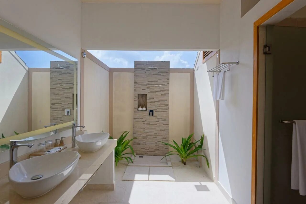 Brennia kottefaru maldives 5. Brennia kottefaru maldives 5. Brennia kottefaru 5*. Brennia kottefaru bougain villa. Brennia kottefaru.