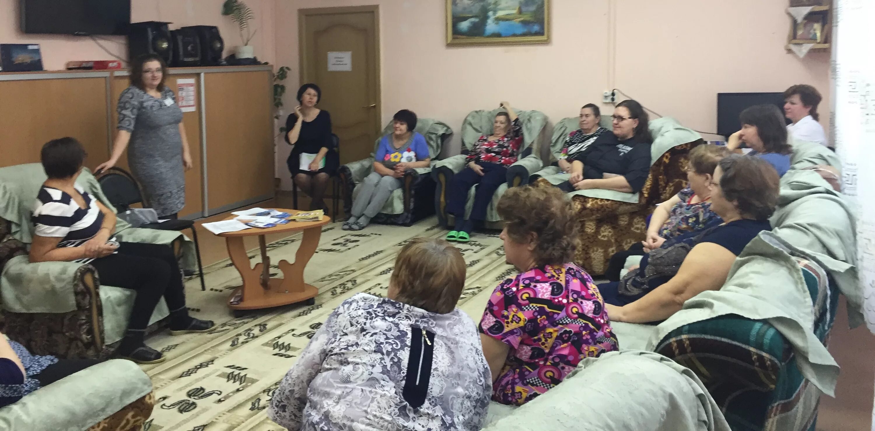 няганский комплексный центр. осадчук андрей михайлович нягань. ярцевский кцсон эмблема. няганский комплексный центр социального обслуживания. просветов нягань центр занятости.