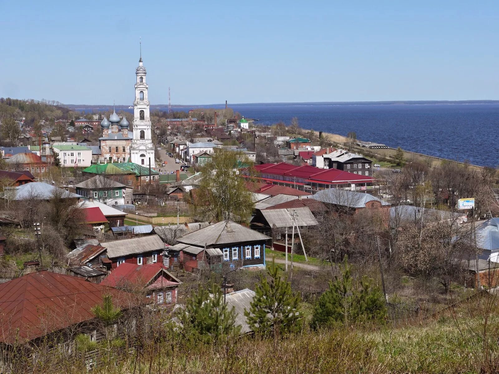 Погода на неделю в юрьевце ивановской области. Храм Рождества Христова Юрьевец. Юрьевец Ивановская область. Юрьевец Волга. Юрьевец 2009.