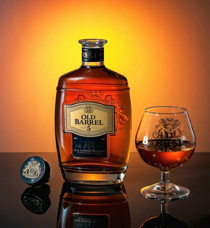 Brandy. Brandy drink. Бренд. Бренди мартиньяк. Бренди юар.