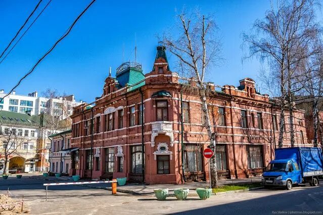 Ошарская площадь 1 нижний новгород фото Файл:Nizhny Novgorod. Osharskaya Squaire,  Википедия