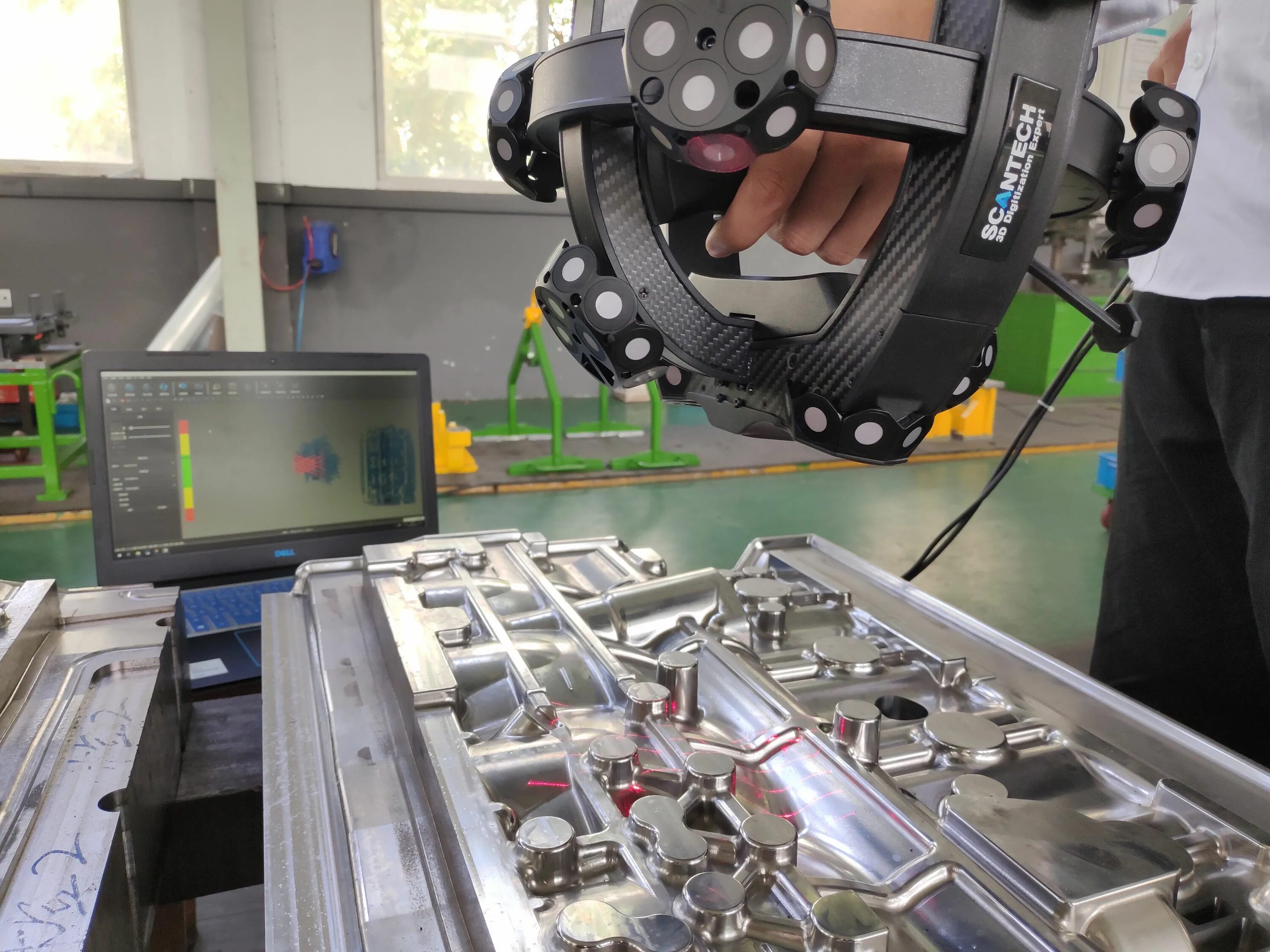 Scan technology. Scantech 3d сканер. scantech trackscan p42. scantech simscan 30. 3d сканер для деталей машин.
