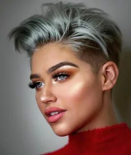 Стильное короткое