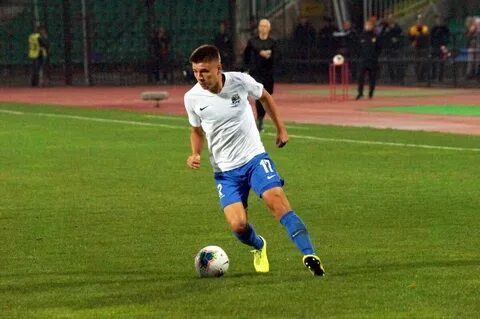 Андреевич футболист