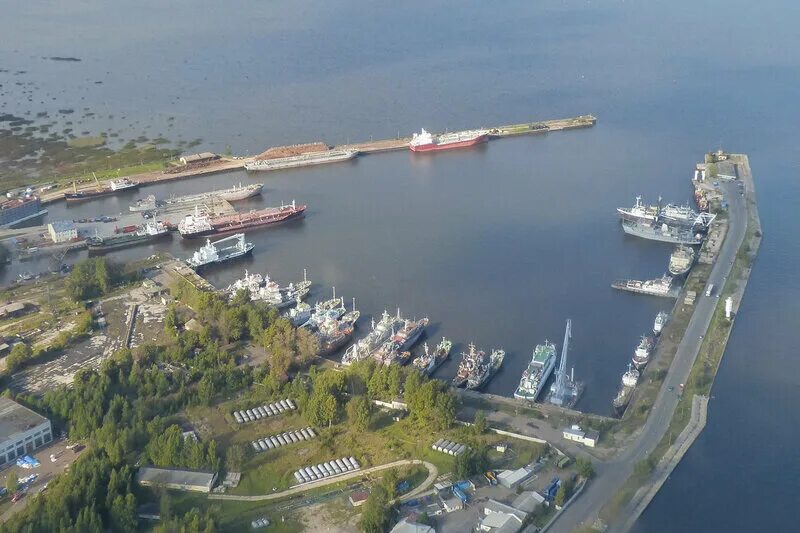 Прийти в порт. Морской порт балтимор ломоносов. военная гавань ломоносов. военный порт кронштадт. ломоносов город порт.