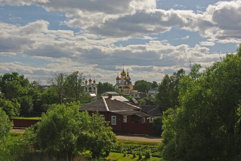 Переславль залесский холм. Переславль вал трубеж. валы переславль речка. трубеж земляной вал. переславль-залесский валы вид сверху.