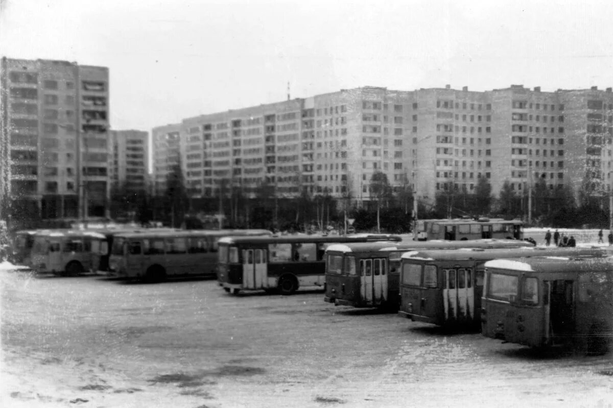 старый архангельск улица энгельса. архангельск в 90-е годы. трамвай соломбала. архангельск ссср. трамвай архангельск.