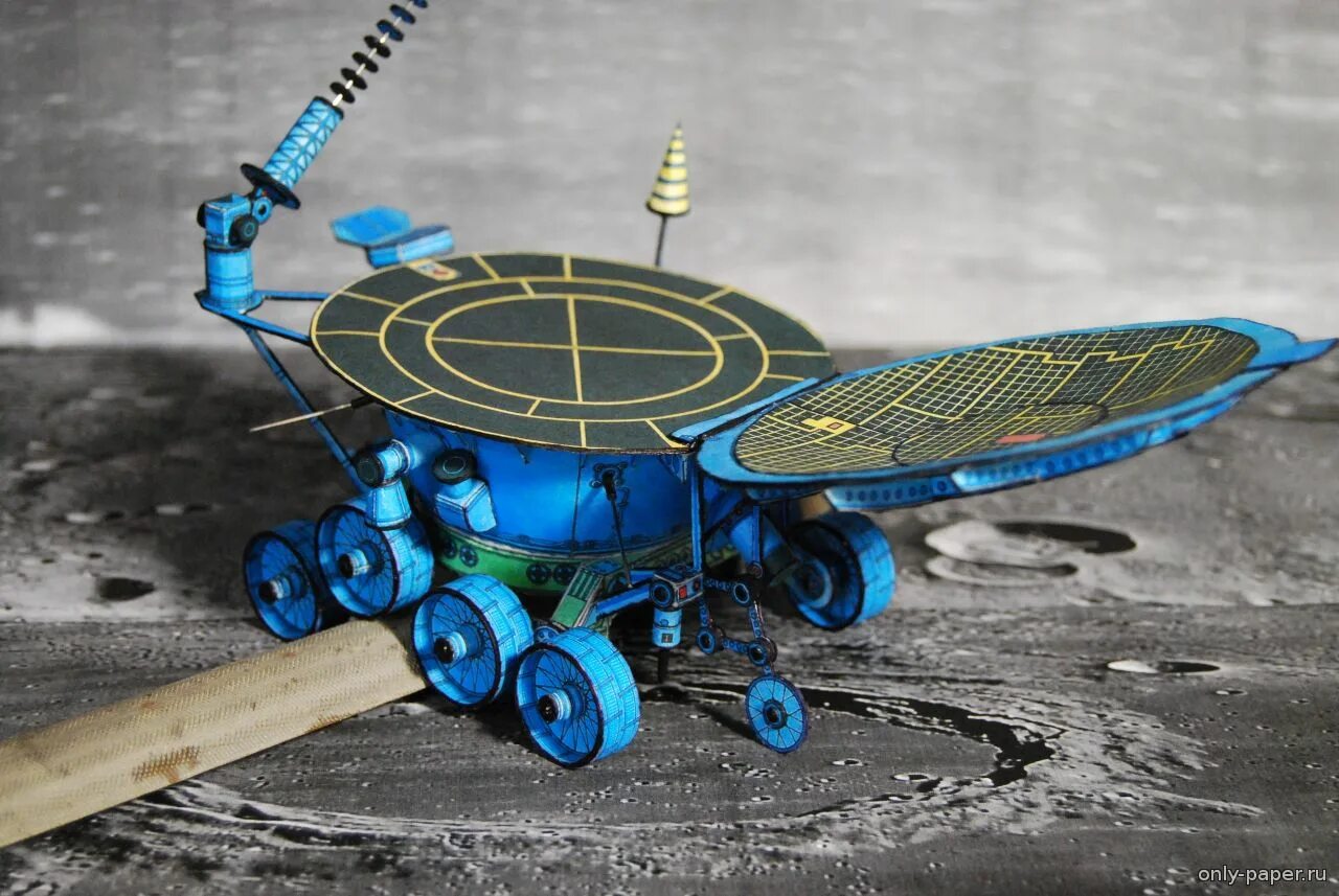 делаем луноход