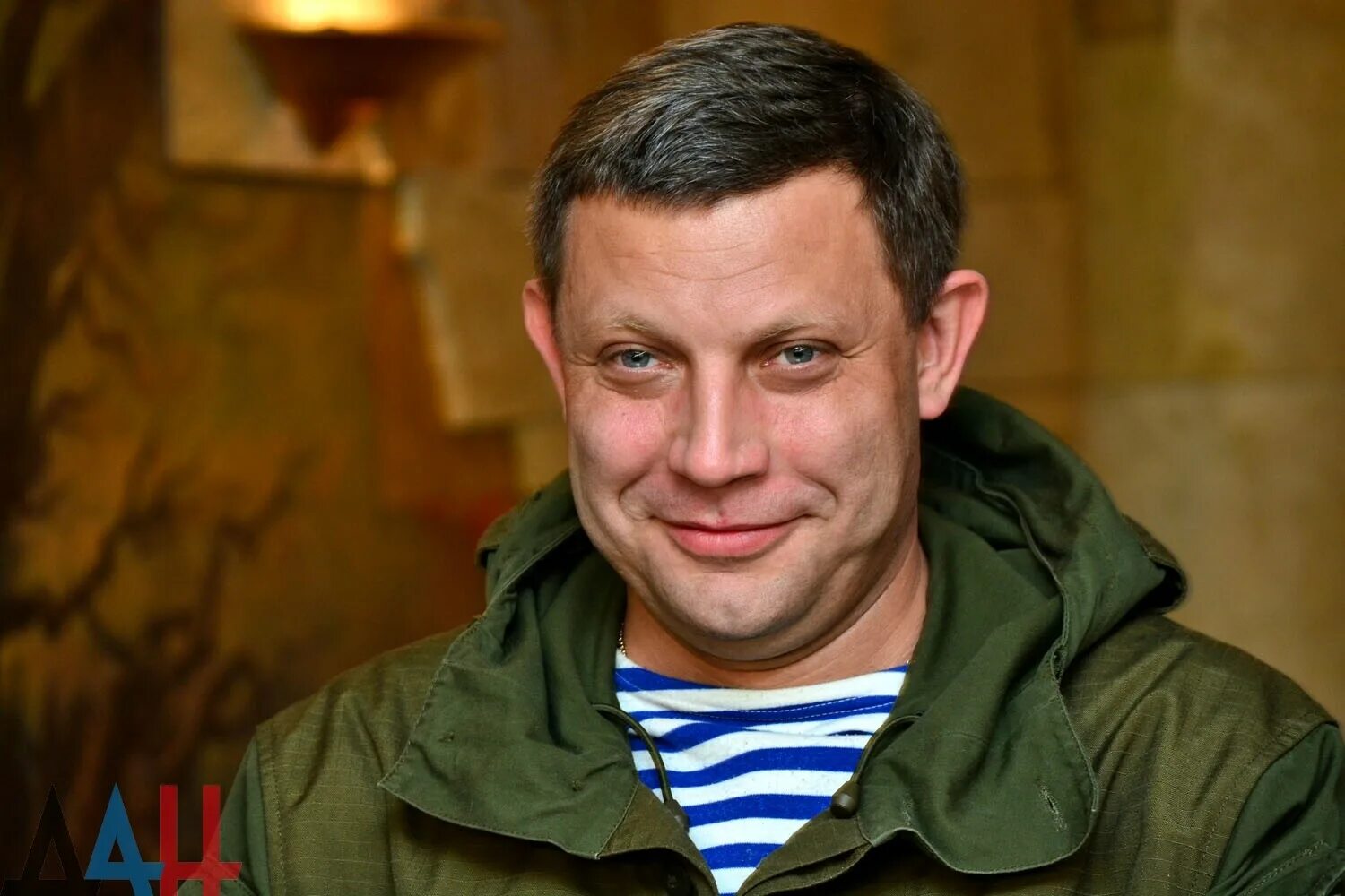 Каскадер захарченко википедия. Александр захарченко. захарченко днр. захарченко портрет. фото александра захарченко.