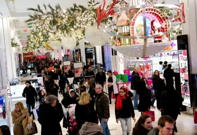The holiday shop. Украшение полок магазина животных. Новогодний шоппинг картинки. Festive holiday стиль одежды. The holiday shop.
