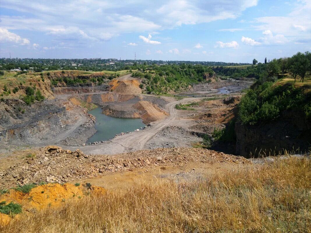 Заброшки ракетные шахты. Заброшенные ракетные шахты ссср. Ракетные шахты пермь. Шахта антрацит ростовская область район. Березовский рудник.
