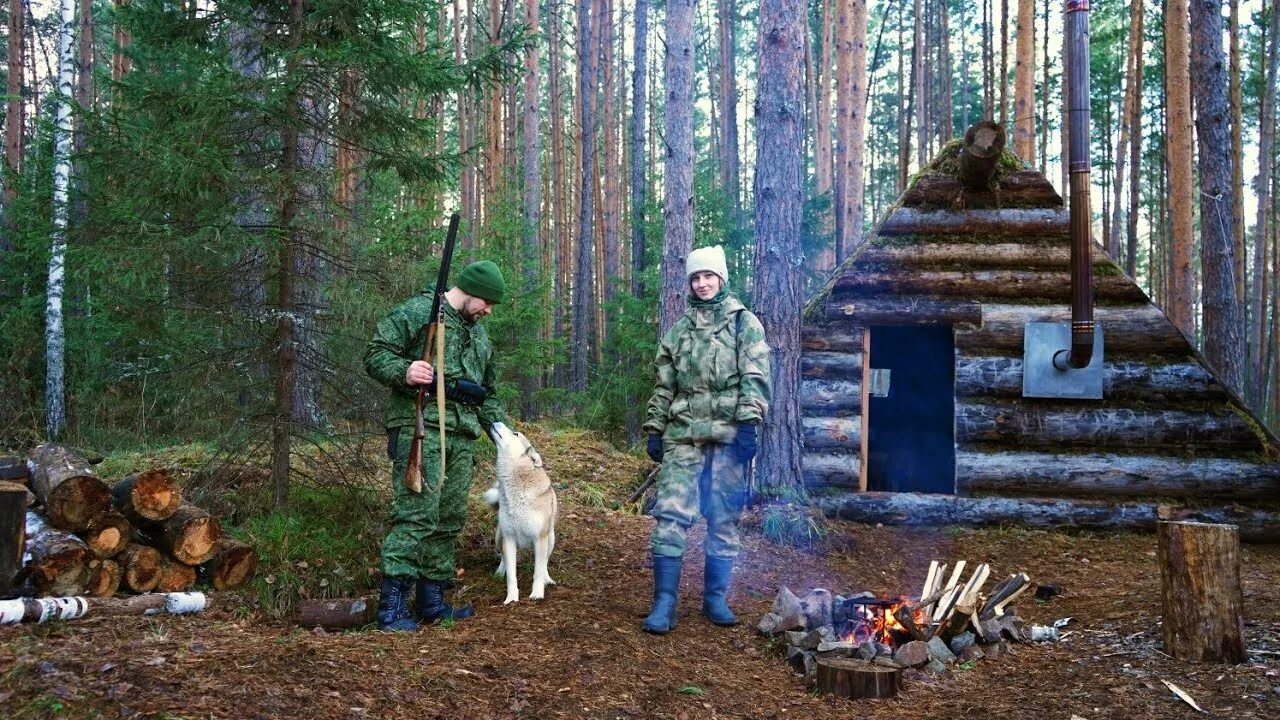 Охотник в тайге. Таёжное зимовье. Охота и рыбалка в глухой тайге видео. Охота и рыбалка в глухой тайге видео. Охота в тайге в2022222222222.