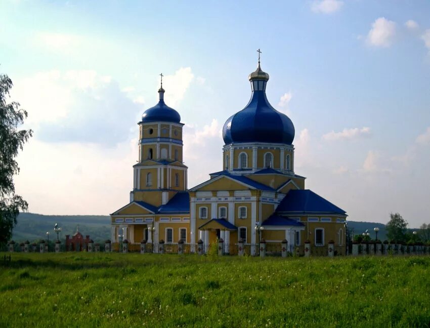 Св сад в неклюдово каталог. Белгородская область Неклюдово храм. Храм в Неклюдово Шебекинский. Неклюдово Инзенский район.