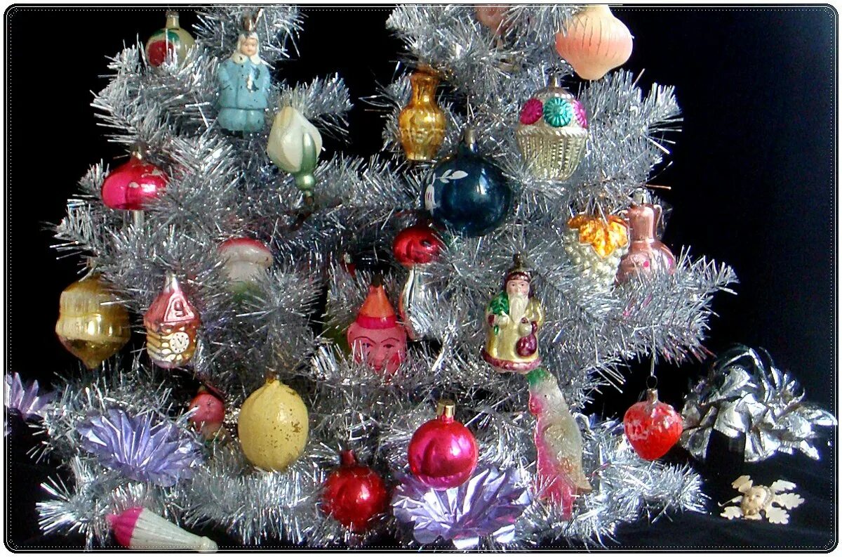Ёлочные игрушки 1970. Советские елочные игрушки. Елочные игрушки 1970 годов. Советские стеклянные ёлочные игрушки. Елочные игрушки 1970 годов.