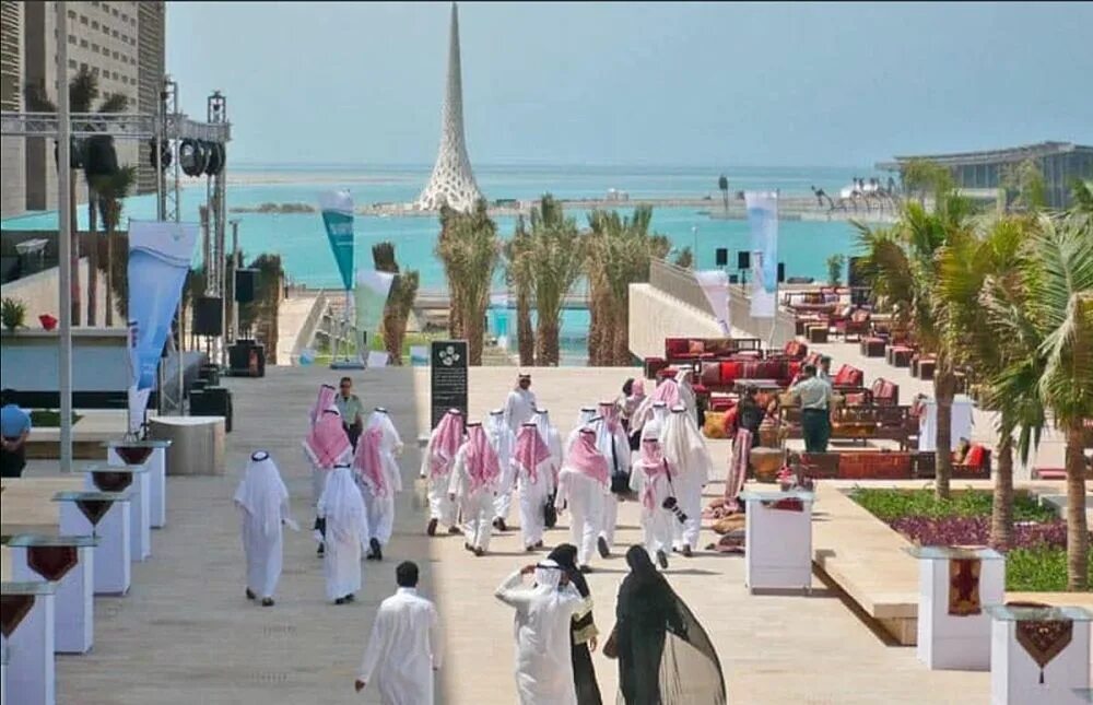 Джидда Саудовская курорт. Саудовская Аравия курорт обир. Саудовская Аравия море. Джидда пляжи.
