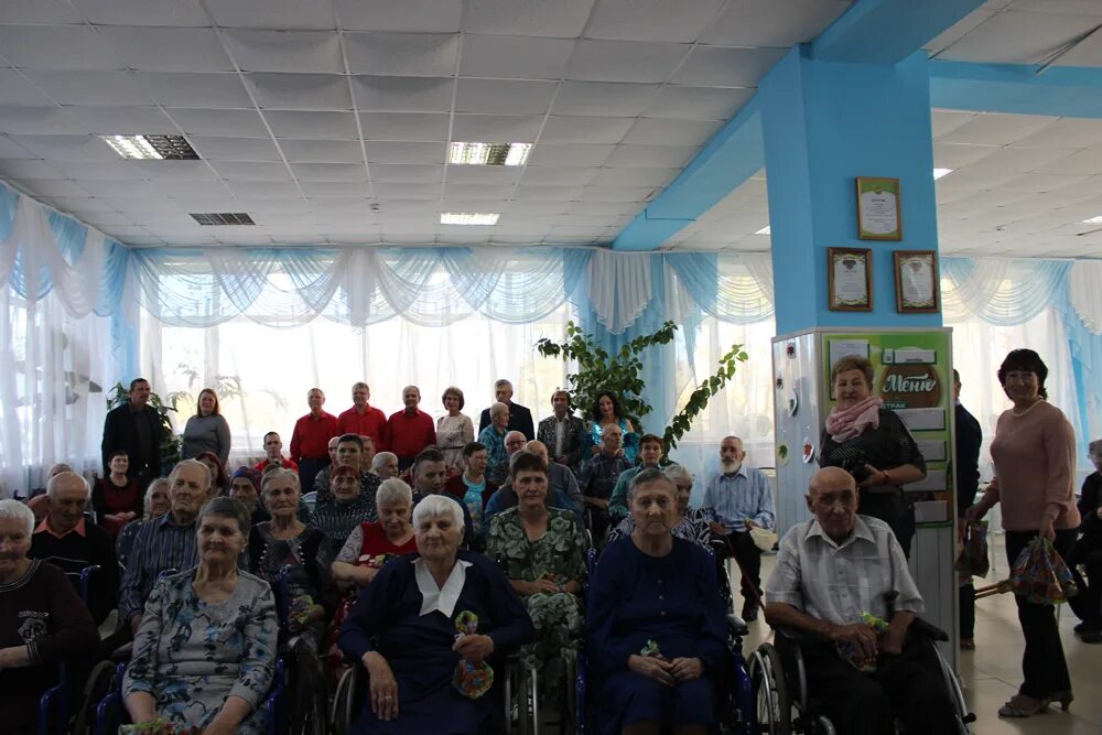 Алексеевский дом интернат для престарелых и инвалидов фасад. Дом интернат для инвалидов сайт. Уваровский дом интернат для престарелых. Дом-интернат для престарелых и инвалидов набережные челны. Дарковичи брянская область дом интернат для престарелых и инвалидов.