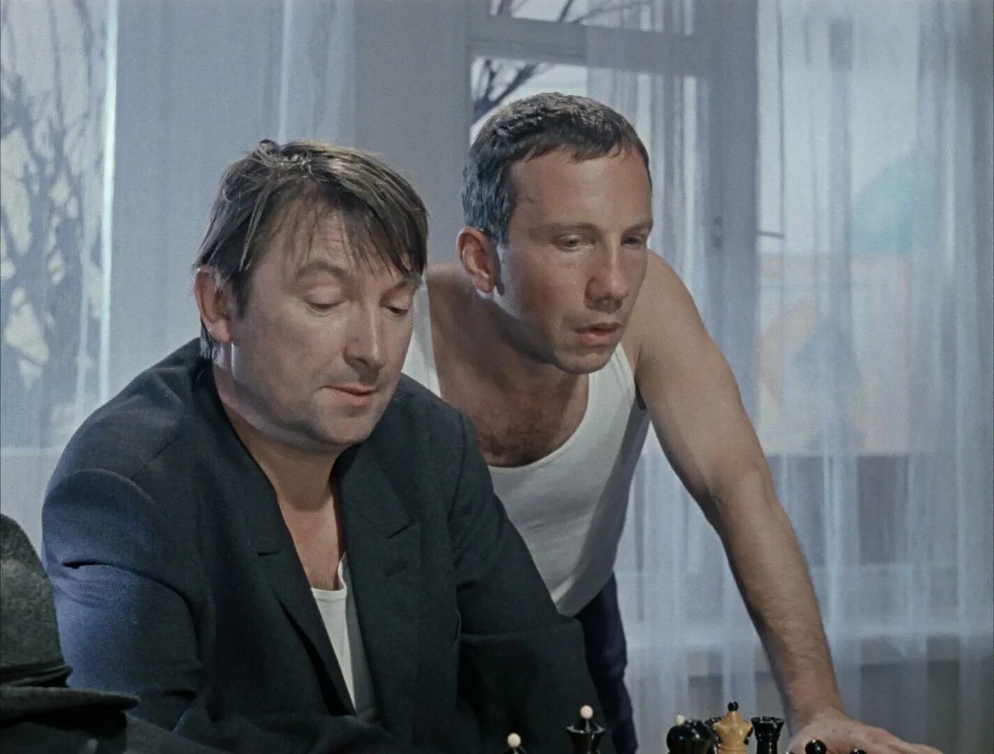 лошадью ходи мем. лошадью ходи век воли не видать. лошадью ходи век воли не видать. лошадью ходи. крамаров джентльмены удачи шахматы.