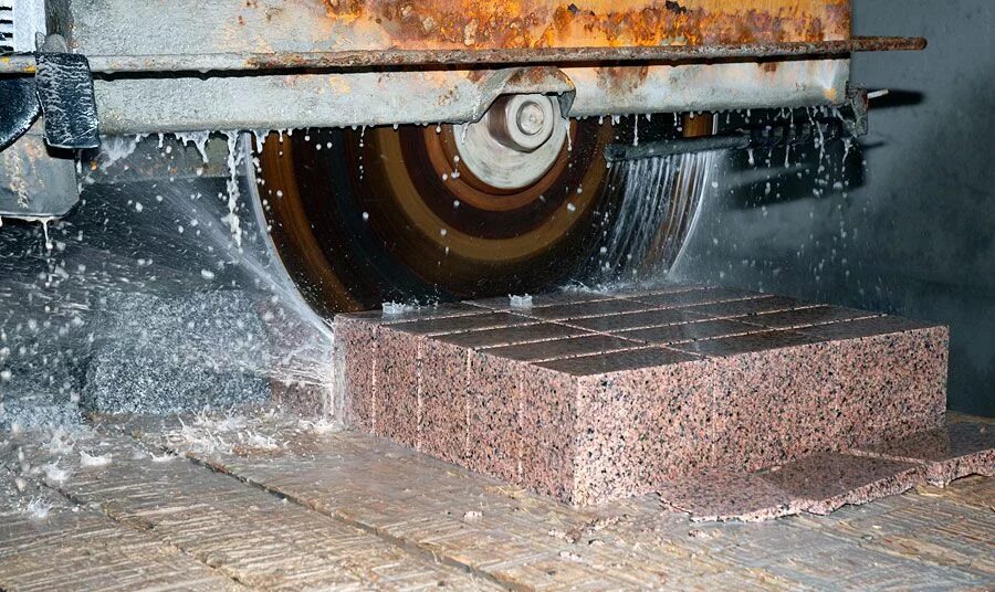 Обработка мрамора камня. Многодисковый станок байкал 1600. Обработанный камень. Станок камнерезный ik 450/800. Гранит резка.