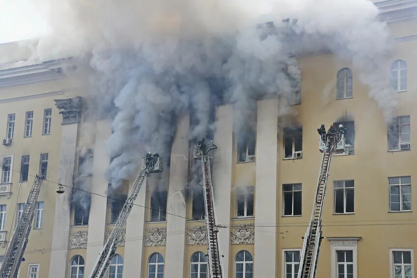 Тушения административного здания. Тушения административного здания