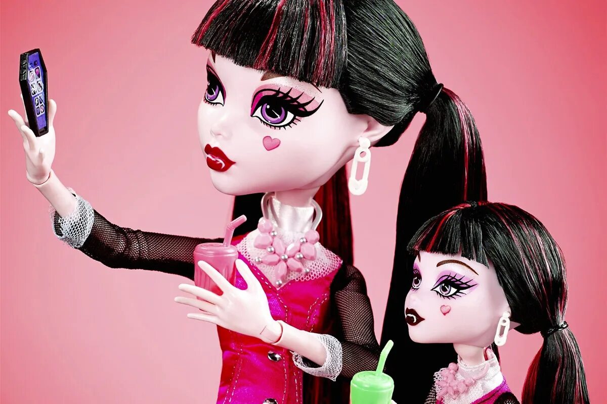 Дракула монстер хай. Дракулаура монстер хай базовая. Дракулаура 1. Дракулаура 1. Дракулаура монстер хай 2022.