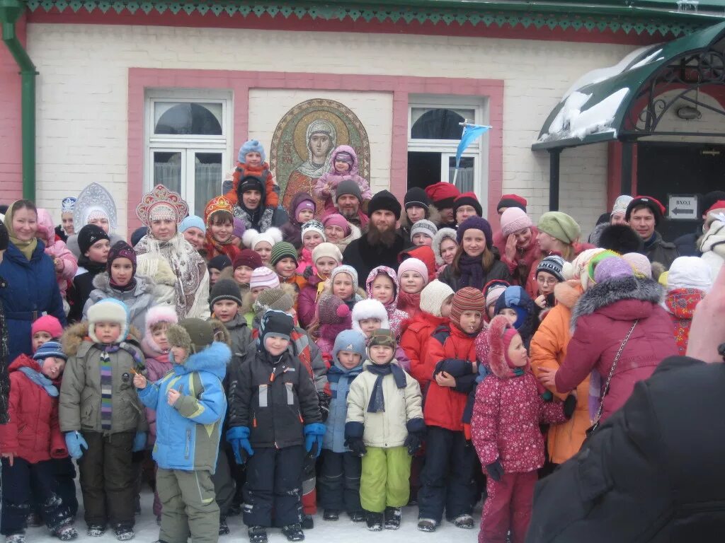 храм в теплом стане расписание. храм вмц анастасии узорешительницы в теплом стане. расписание служб в храме анастасии в тёплом стане. богослужение в храме анастасии узорешительницы в теплом стане. храм в теплом стане расписание.