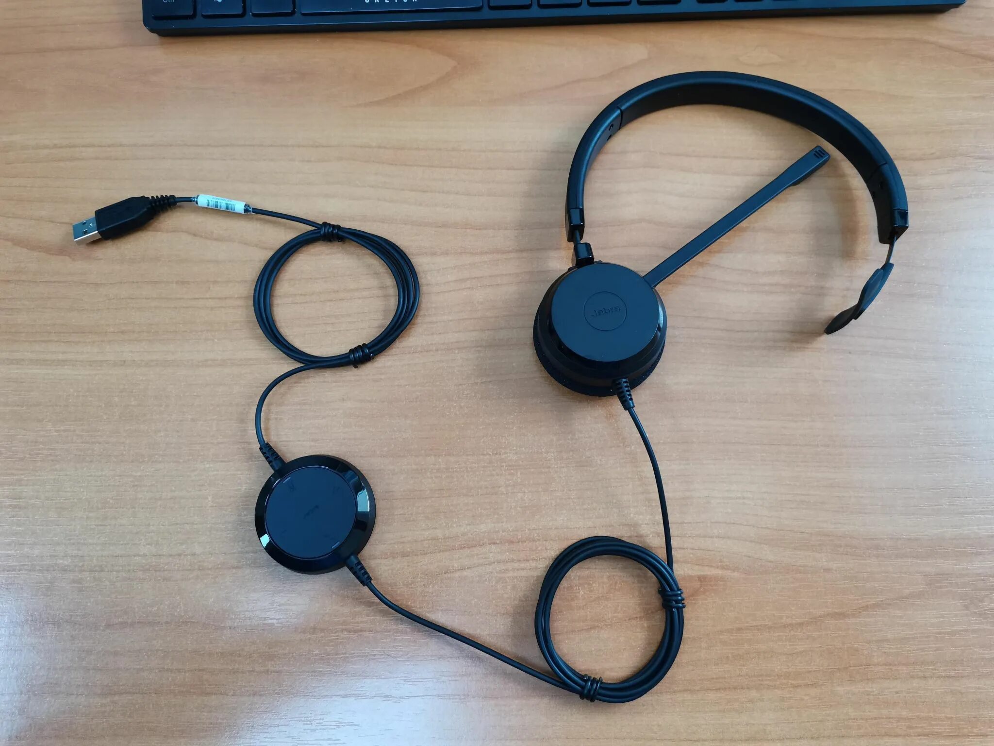 Jabra Evolve 20 UC. Jabra Evolve 20 MS mono. Jabra Evolve 20 UC mono. Гарнитура Jabra Evolve 20.