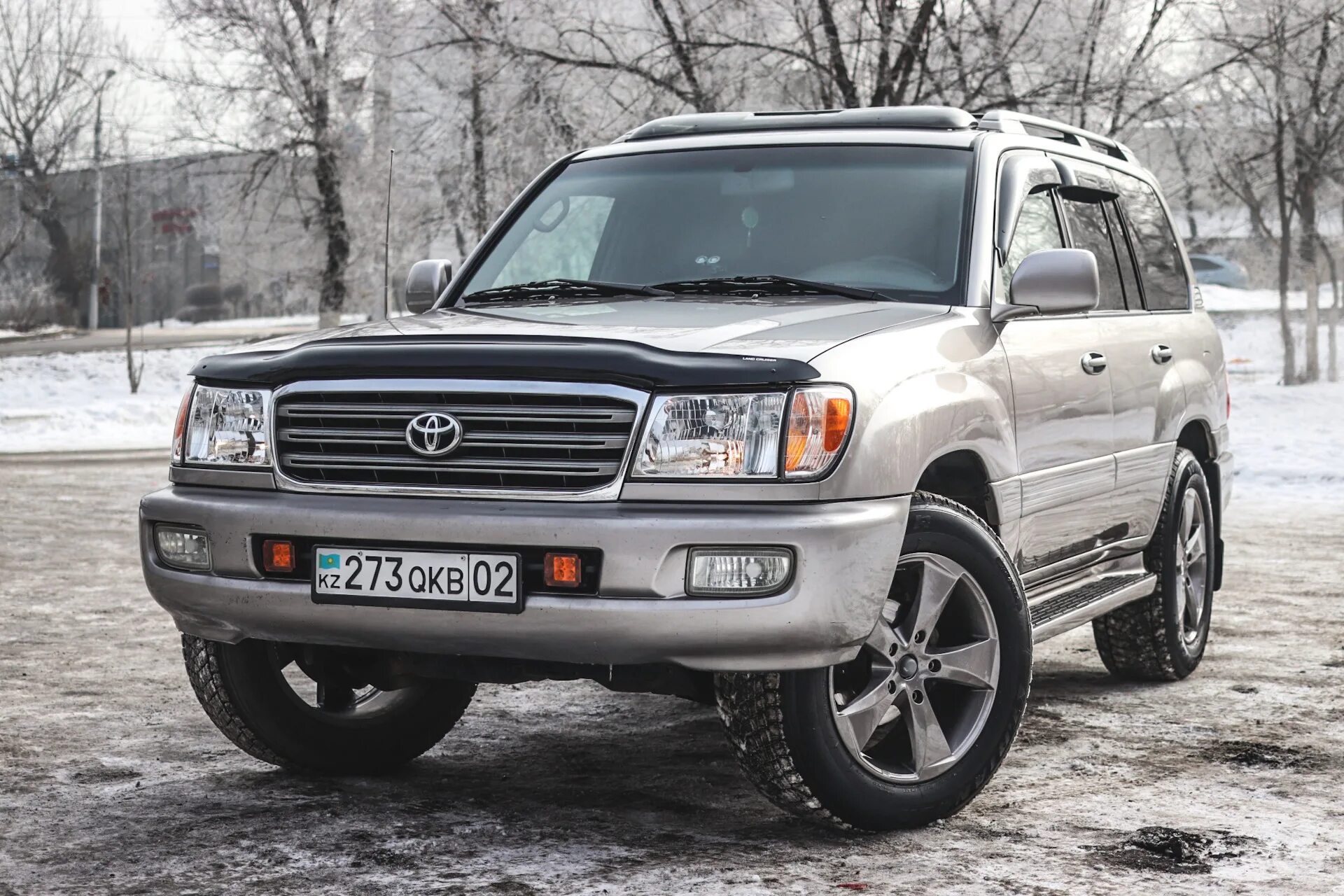 Land Cruiser 100. Toyota Land Cruiser 100 2004. Тойота ленд Крузер 100 2017. Тойота крузак 100 кузов.