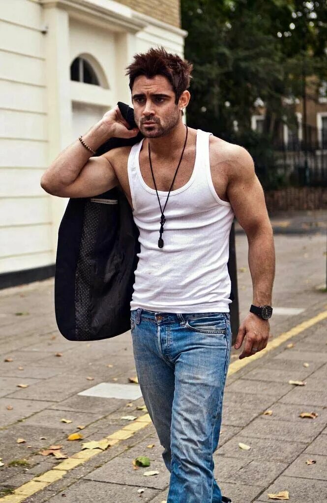 Колин фаррелл 2023. Колин фаррелл в полный рост. Рост колина фаррелла. Колин фаррелл рост. Колин фаррелл рост.