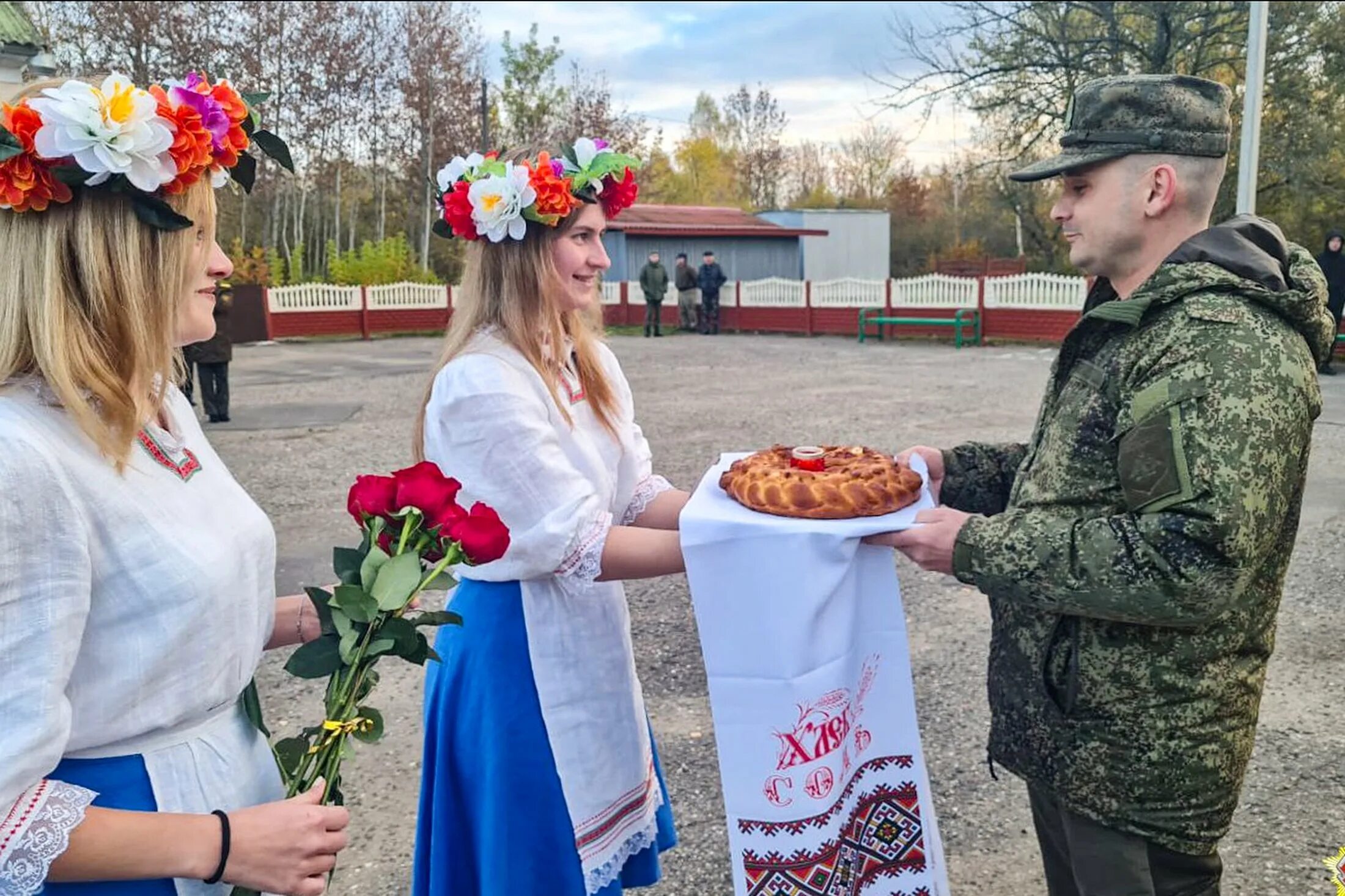 Беларусь новости правда. Встреча российских военных в Белоруссии 2022. Белорусские солдаты. Региональная группировка войск Союзного государства. Региональная группировка войск Белоруссии и России.