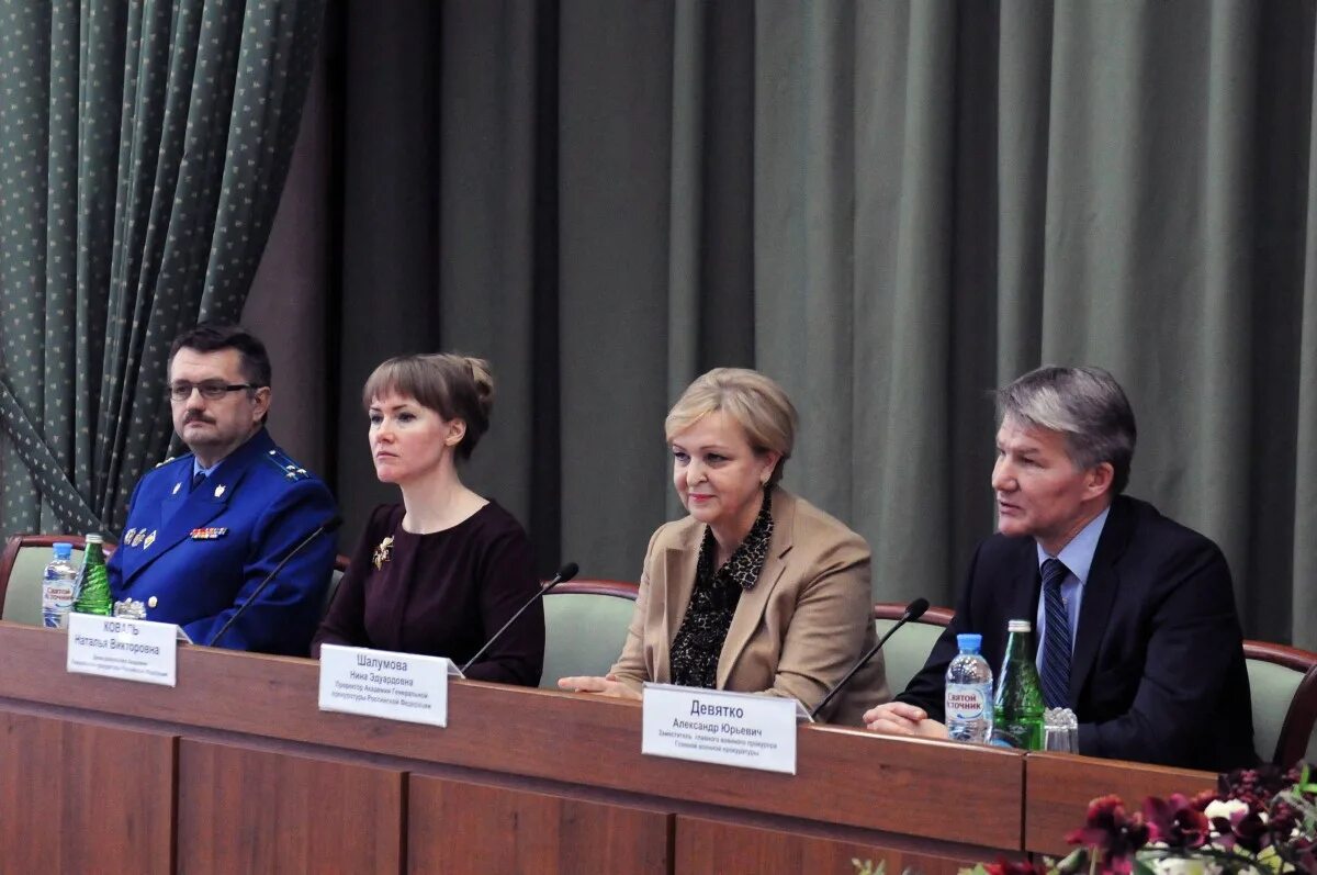 Прокурор кировского района. Прокуроры районного звена. Заместитель прокурора тульской области безгина. Прокуроры районного звена. Ульчич сергей сергеевич прокуратура краснодарского края.