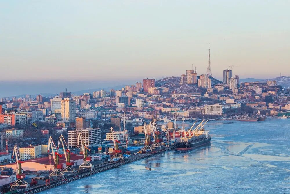 Vladivostok port. Порт Владивосток. ВМТП Владивосток. Порты Владивостока. Порт Владивосток фото.