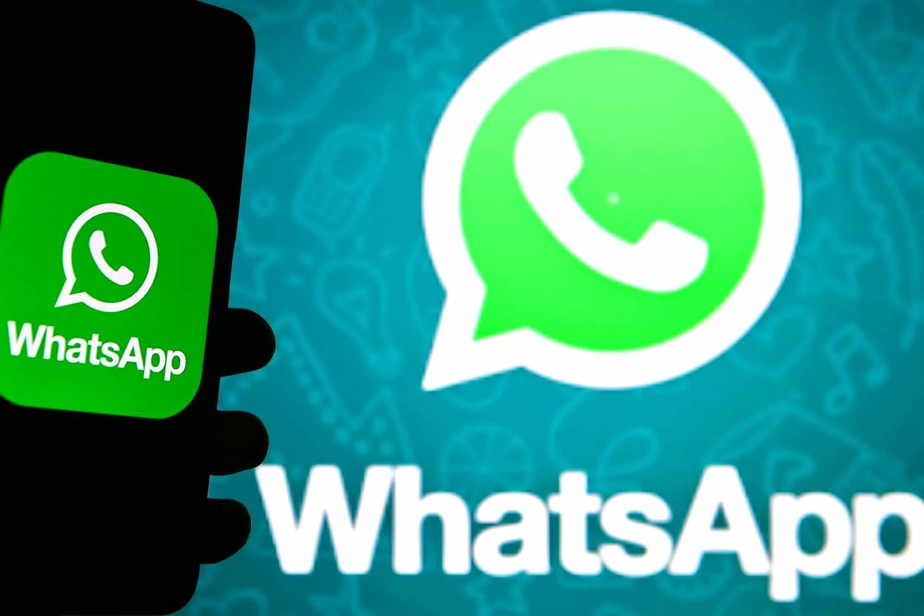 Заблокировали ватсап и телеграмм. Соцсети и мессенджеры. Люди которые блокирует в вотсаб. Whatsapp заблокирован. Заблокировали ватсап и телеграмм.