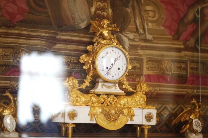 Гатчинское часов. Лиговский 50 корпус 2. Гатчинское часов. Солнечные часы в питере. Магазин элемент в гатчине.