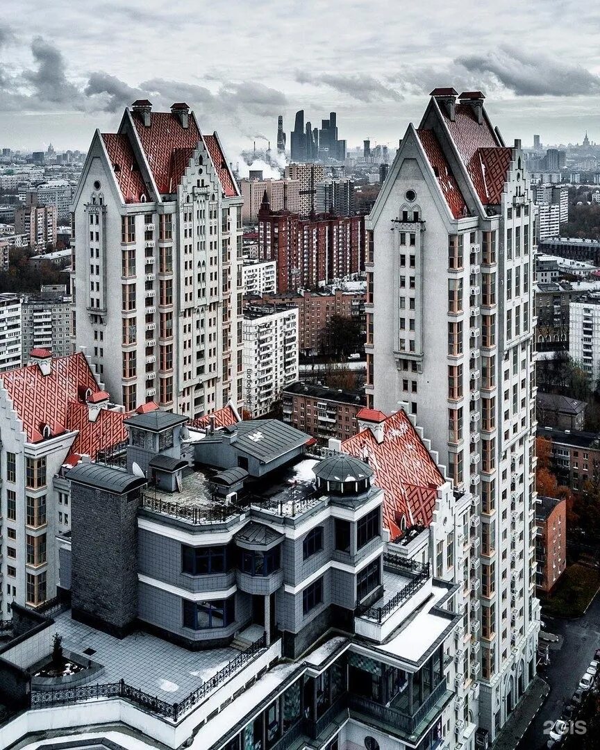 Жк оливковый дом москва. Самые лучшие дома в москве. Самые лучшие дома в москве. Дон строй объекты в москве. Жк в хамовниках элитный.