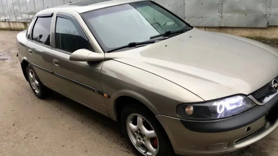 Опель вектра б 1998г. Опель Вектра 1998. Opel Vectra b 1998. Опель Вектра 1998 седан. Опель Вектра б седан 1998.