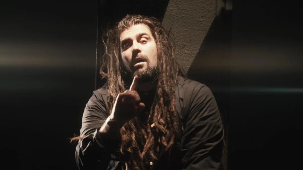 Солист ill Nino. Кристиан Мачадо ill Nino. Маркос Леаль ill Nino. Группа ill Niño. Нино перевод