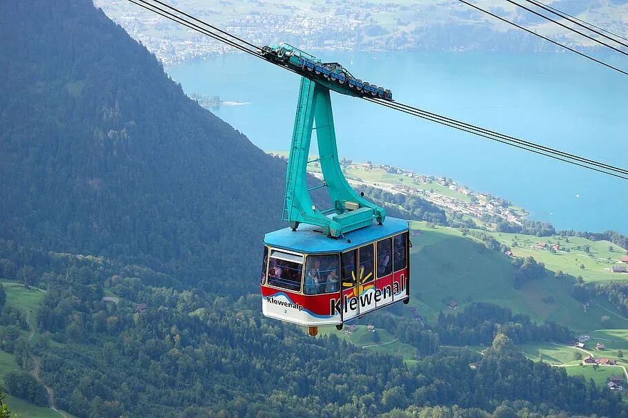 Гондола канатная дорога. Фуникулер Монте Бальдо. Канатная дорога Cable car. Мальчезине канатная дорога.