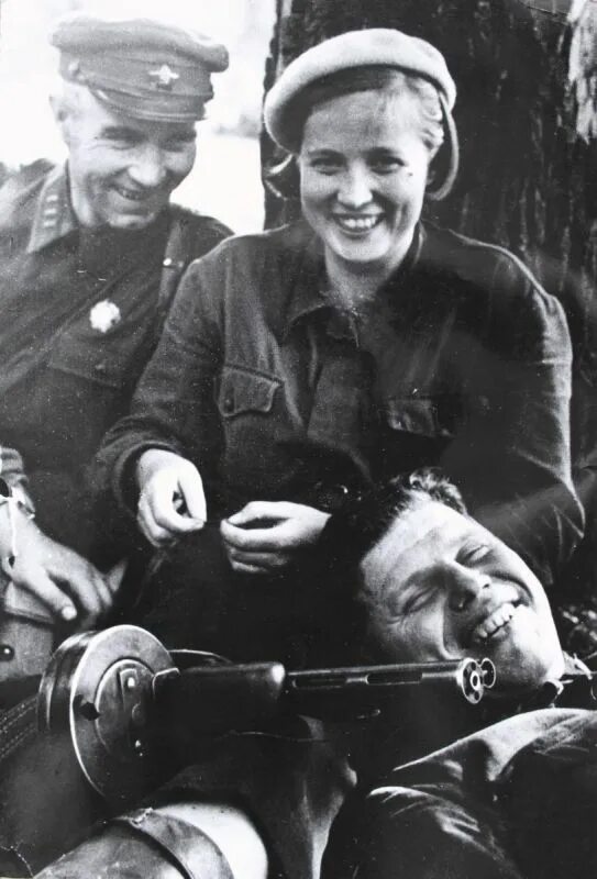 Партизанки великой отечественной 1941. Якунькина мария ивановна партизанка. Сара гинайте-рубинсон. Советские партизанки. Советские партизанки.