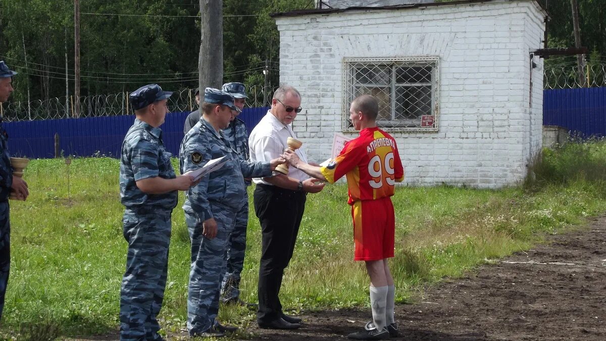 Сайт омутнинского района. П. Восточный ИК 6 Омутнинский район. Пгт Восточный Омутнинского района Кировской. Школа Восточный Омутнинский район. Омутнинский район Кировская область.