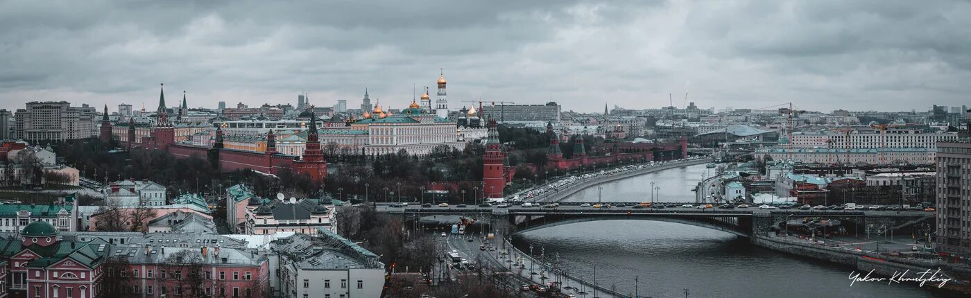 Храм христа спасителя смотровая площадка. Вид на кремль с площадки храма христа спасителя. смотровая площадка с видом на кремль. вид на кремль со смотровой.