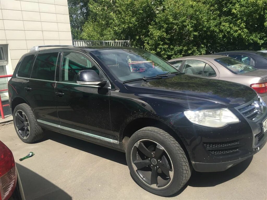 VW Touareg 2008. Volkswagen Туарег 2008. Фольксваген Туарег 2008г. Фольксваген Туарег 2008 черный.