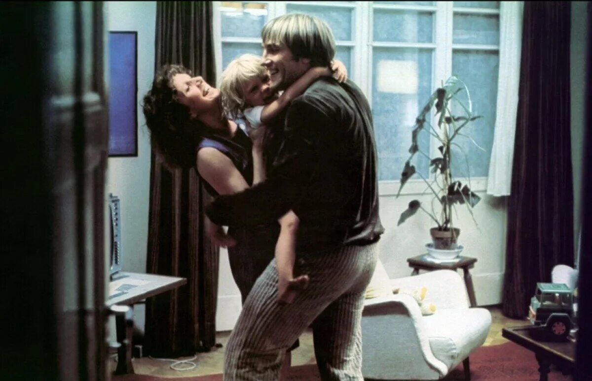 песня не такой уж он хороший. страх над городом фильм 1975. тексты разных песен. тексты песен. заместительница фильм 1975.