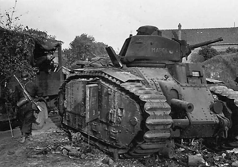 Char 15. Французский танк char b1-bis. французские танки ww2. char b1 танк. танкисты франции 1940.