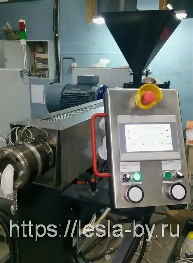 Поточная линия ремонта электрических двигателей. Электрик слаботочник. Линии ремонта. Автоматическая линия акл 300 запасные части. Капитальное оборудование это.