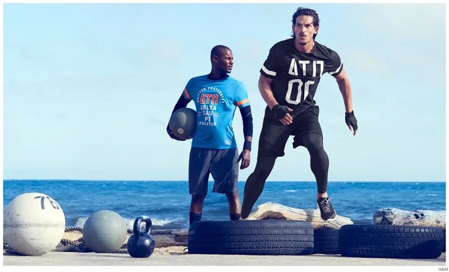 Спортивная одежда hm. Экологичная спортивная одежда. Hm sports. H m sports. H&m sport топ.