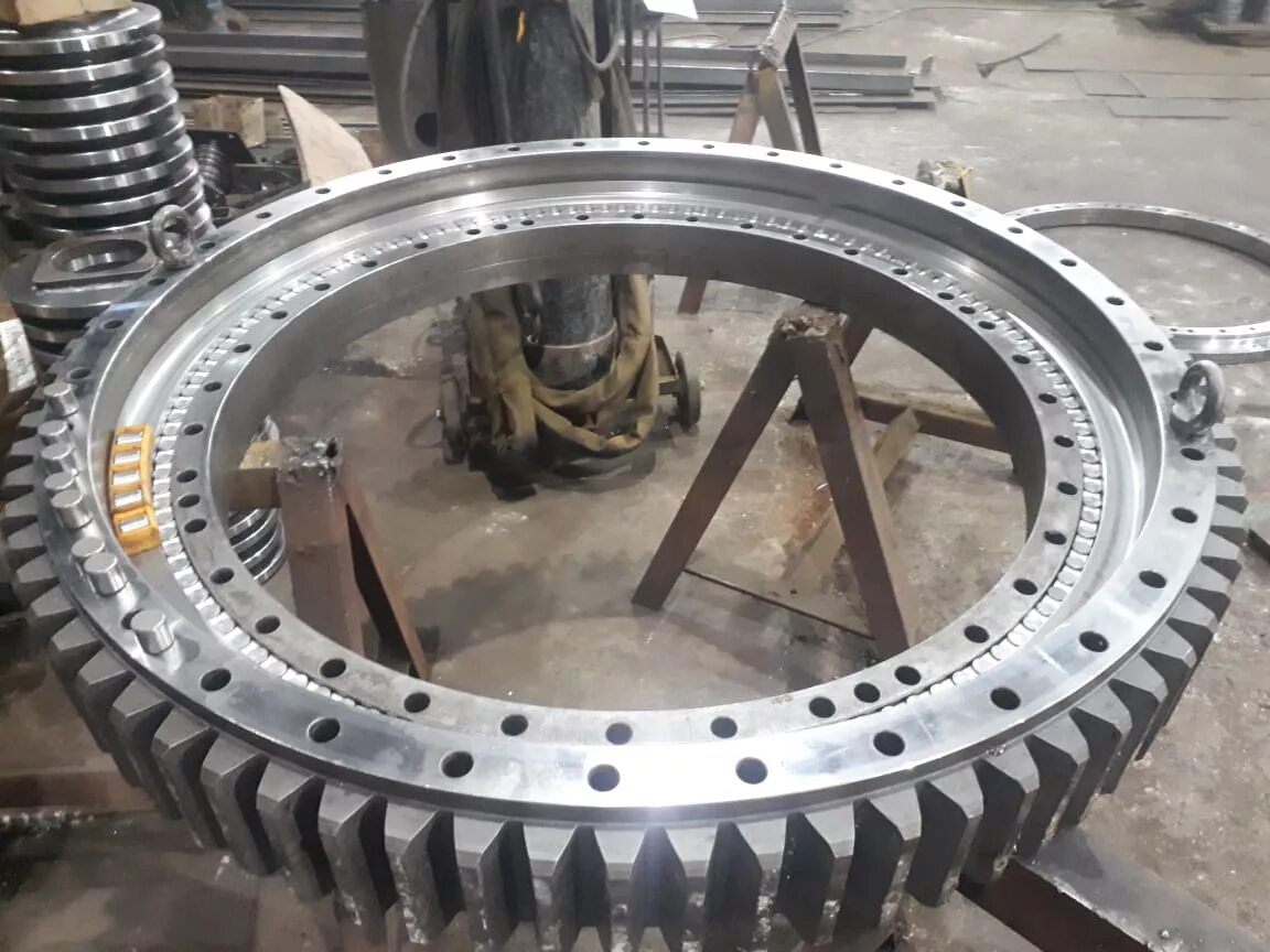 Ремонт опу. Поворотный круг экскаватора. Опорно-поворотный подшипник skf 353112. Ремонт опу. Опу 17-03000б.