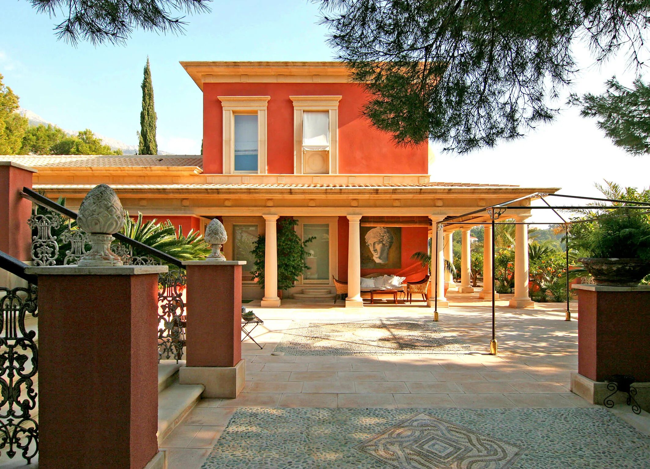 вилла солоника в греции. сад перистиль древний рим\. перистильный двор древняя греция. древний рим вилла патриция перистиль. вилла микинос.