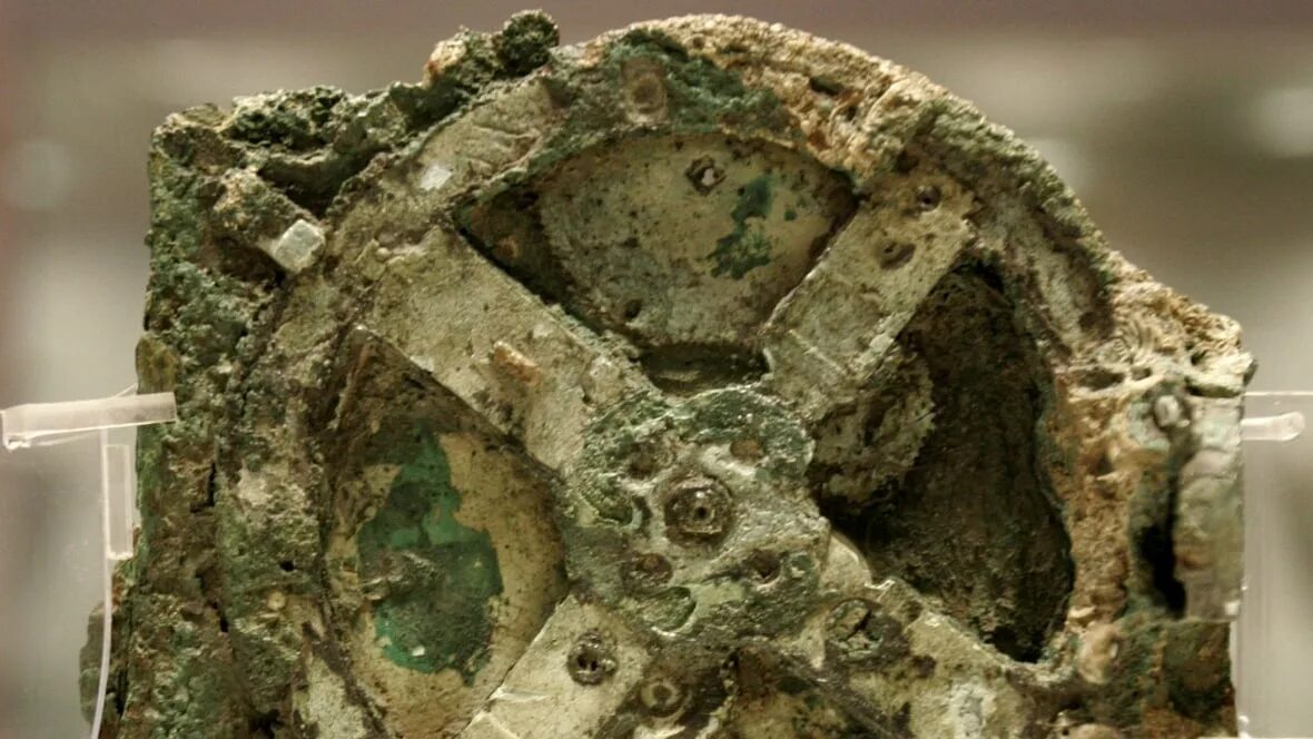 греческий антикитерский механизм. технологии древних цивилизаций. антикитерский клад. артефакты древних цивилизаций. антикитерский механизм рентген.