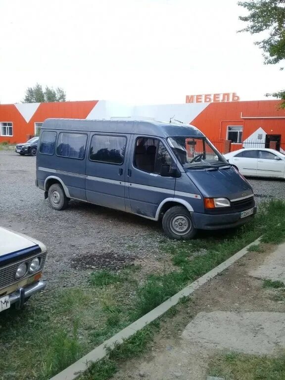 Ford Transit 1993. Форд Транзит 1993 года. Ford Transit 1993 бензин 72 л. Ford Transit 1993 Узбекистане.